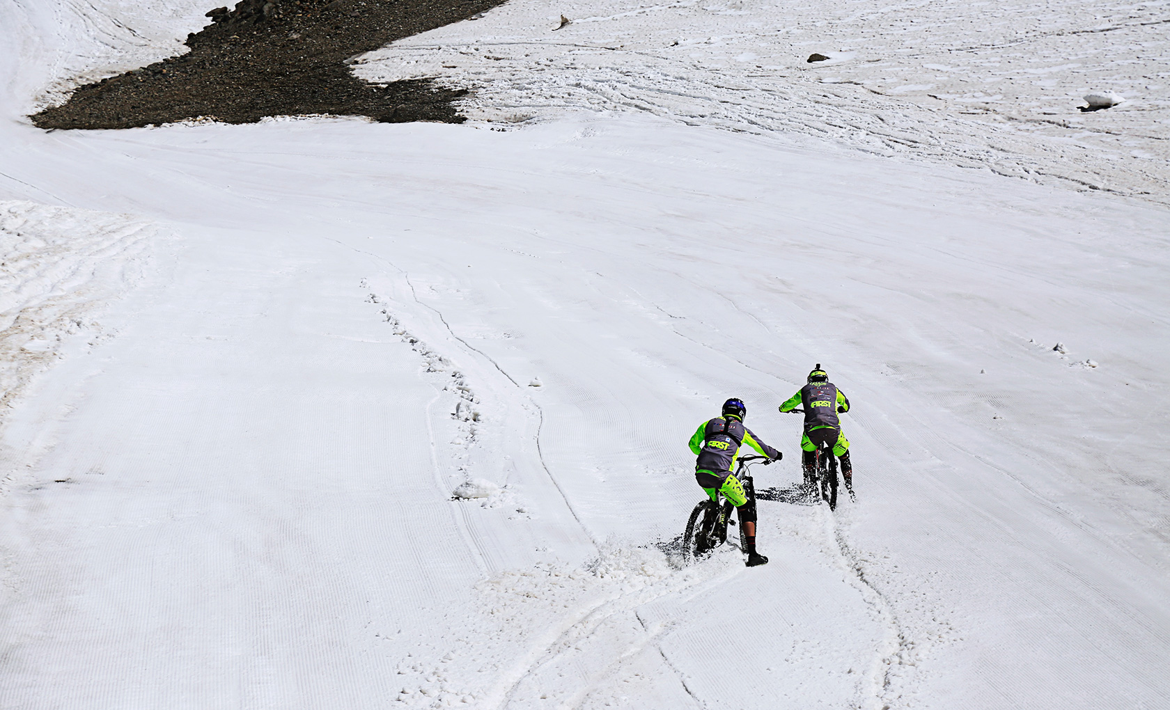 Megavalanche Video