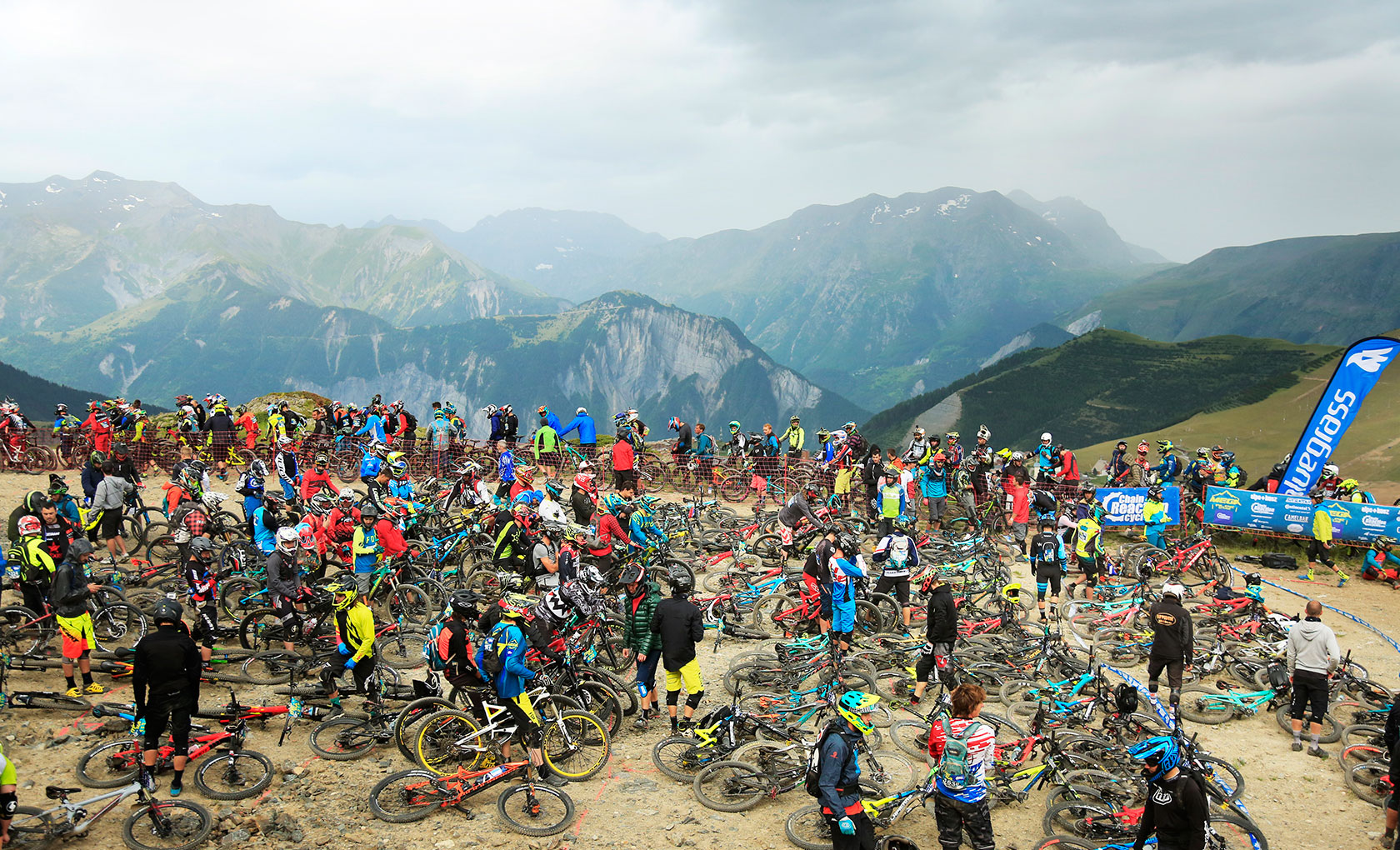 Megavalanche Video