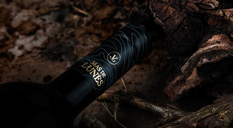 Wine label design